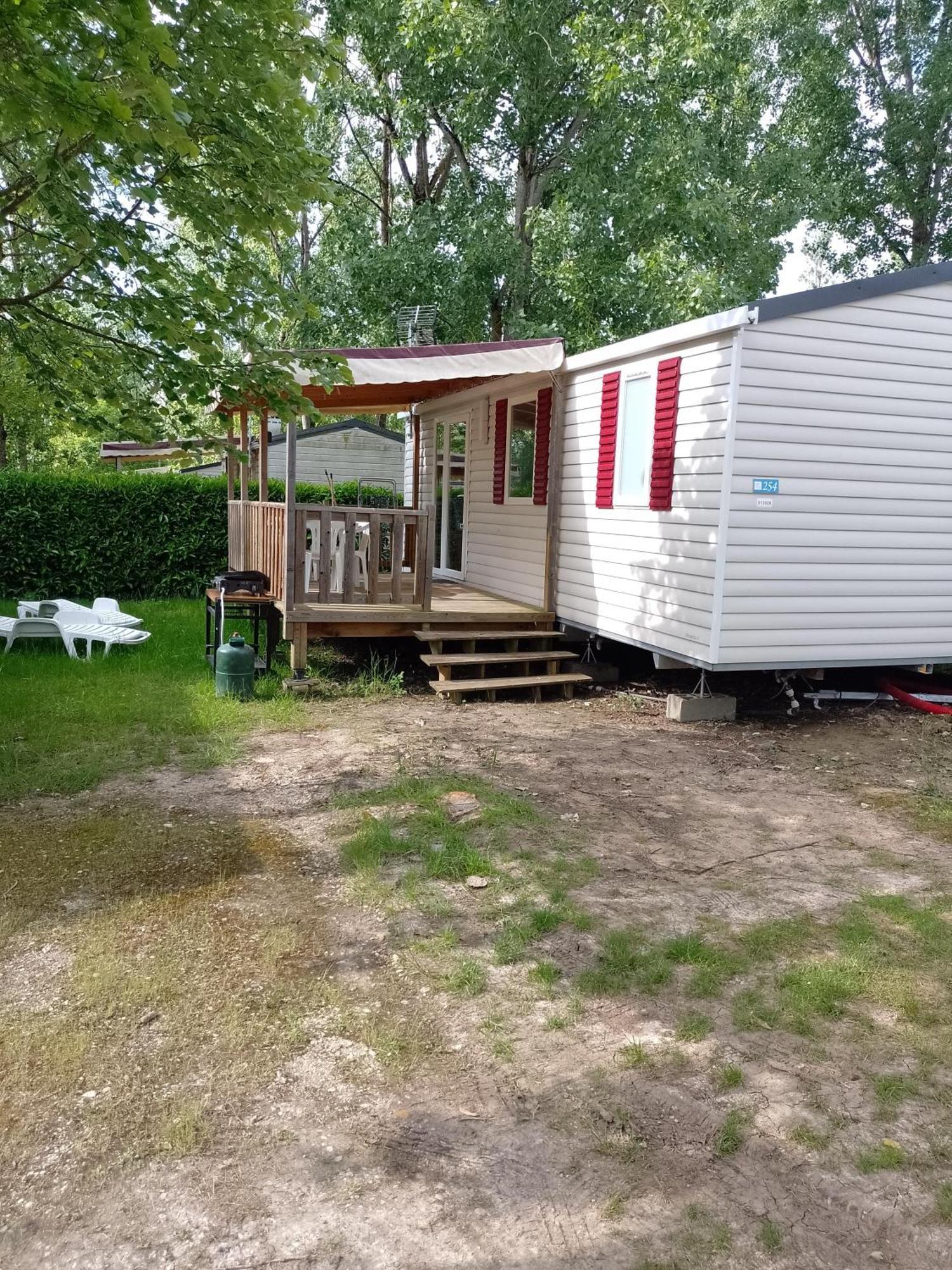 MHVACANCES propose CAMPING 4 ETOILES DANS LE LOIRE ET CHER PROCHE BEAUVAL Onzain Exterior foto