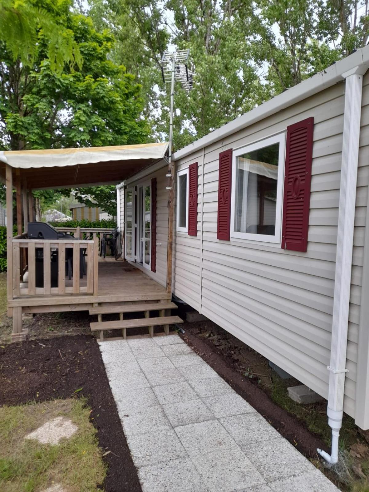 MHVACANCES propose CAMPING 4 ETOILES DANS LE LOIRE ET CHER PROCHE BEAUVAL Onzain Exterior foto